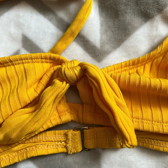 🛍️Target Multicolor Two Piece Bikini Size Small/Medium - Picture 5 of 6